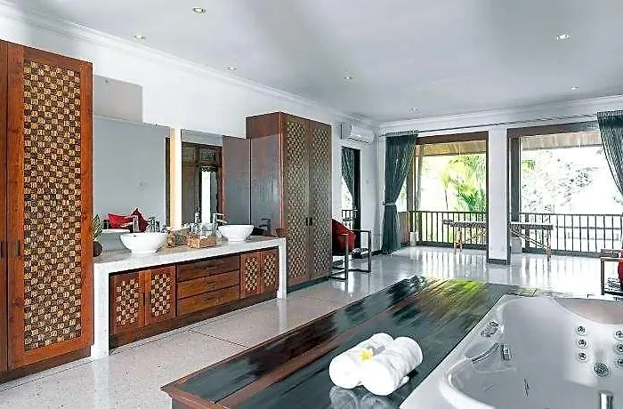 فندق Manis 5*